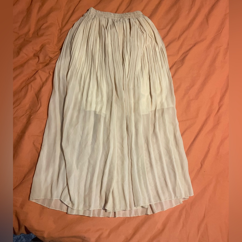 Ivory Pleated Maxi Skirt Flowing Chiffon Elastic Waist Minimalist